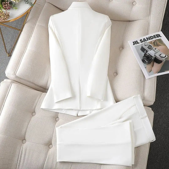 Elegant Blazer and Trouser Business Suit for Women