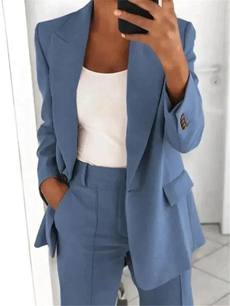 Slim Fit Blazer and Pants Set for Women